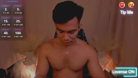 Snapshot of 000batman000 chatting on December 7, 2024, 2:53 am Bruce online show from December 7, 2024, 2:53 am