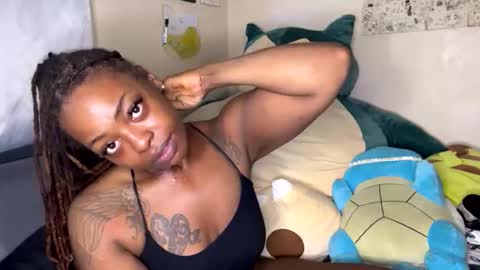 Snapshot of 000cloud9000 chatting on April 4, 2026, 12:35 pm Cloud9 online show from April 4, 2026, 12:35 pm