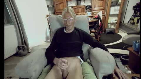 jeff online show from October 9, 2025, 8:23 am