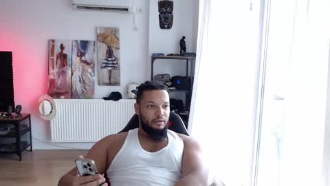 Kingsley online show from December 2, 2025, 7:03 am