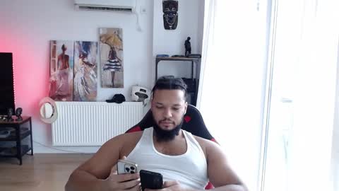 Kingsley online show from December 3, 2025, 8:56 am