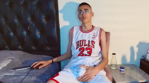 0 oJacob online show from October 5, 2025, 5:55 pm