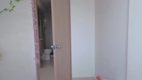 Steven  e online show from October 31, 2025, 3:13 pm