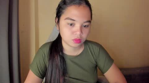 0wwlo0k online show from October 11, 2025, 5:28 am