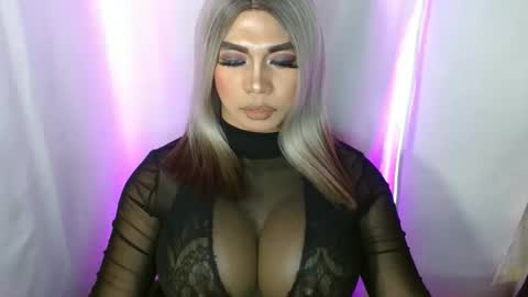 Snapshot of 11inchsinglecious chatting on January 22, 2025, 6:52 am HUGECOCK online show from January 22, 2025, 6:52 am