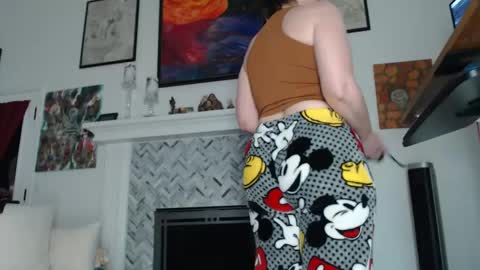 Aurora Willows online show from January 27, 2025, 12:37 pm