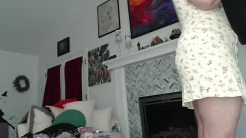 Aurora Willows online show from March 11, 2025, 11:44 am