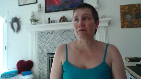 Aurora Willows online show from May 29, 2026, 6:17 pm