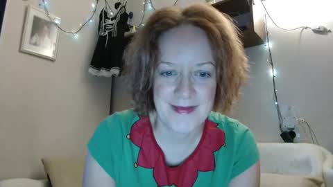 Snapshot of 12ennie chatting on November 13, 2025, 6:34 am 12ennie online show from November 13, 2025, 6:34 am