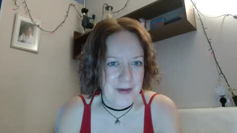 12ennie online show from November 26, 2025, 6:36 am