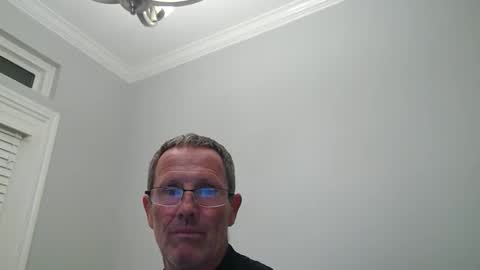 13glanmorfa online show from October 21, 2025, 2:45 am