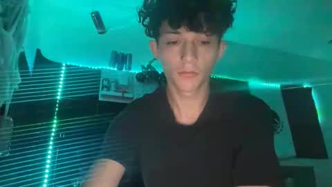 13inchcock13 online show from November 23, 2025, 8:36 am