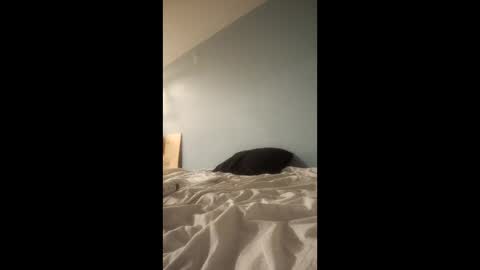 143poolou online show from March 25, 2026, 6:41 am