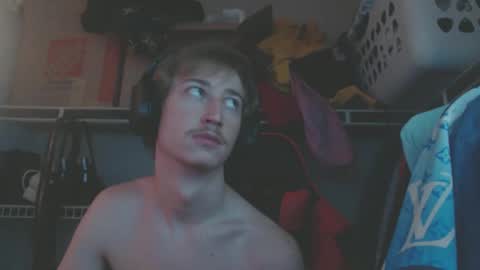 Snapshot of 18str8igcock chatting on January 13, 2025, 3:34 am 18str8igcock online show from January 13, 2025, 3:34 am