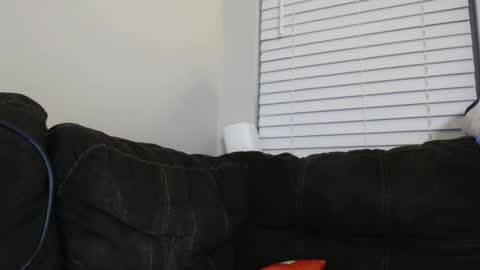 Snapshot of 18str8igcock chatting on February 21, 2025, 12:27 am 18str8igcock online show from February 21, 2025, 12:27 am