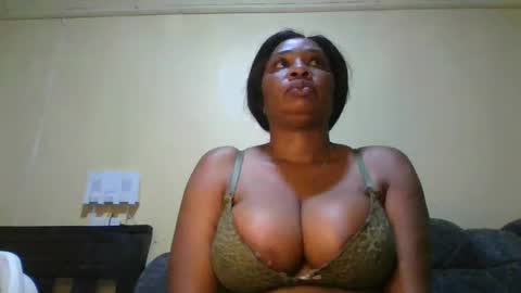 1_sexylove online show from April 14, 2026, 6:52 am