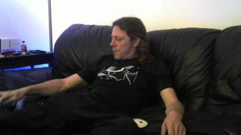 LAzy online show from September 21, 2025, 2:19 pm