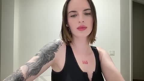 DOVE online show from October 5, 2025, 8:29 pm