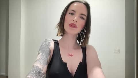 DOVE online show from February 11, 2026, 9:53 pm