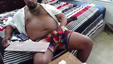 1htxcloudy1 online show from October 26, 2025, 6:25 pm