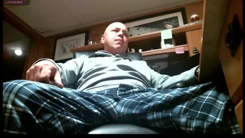 Snapshot of 1hungleft4u chatting on September 21, 2025, 1:24 pm 1hungleft4u online show from September 21, 2025, 1:24 pm