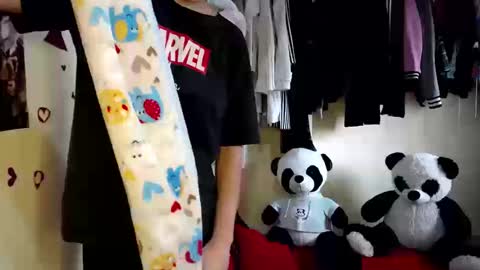 1kandylove online show from October 18, 2025, 3:46 pm