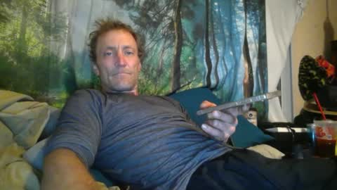 1knightluver69 online show from June 28, 2026, 12:11 pm