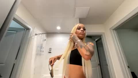 1lexibae online show from July 11, 2026, 5:54 am