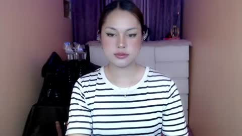 1miracle_tranny online show from July 8, 2026, 5:23 am
