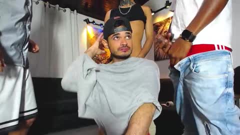 pushman online show from November 30, 2025, 11:58 am