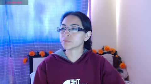 paola online show from November 5, 2025, 7:14 pm