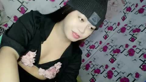 1sexy_kim69 online show from April 15, 2026, 7:58 pm