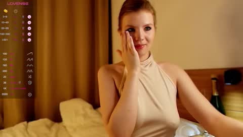 VICTORIA online show from October 4, 2025, 1:14 am