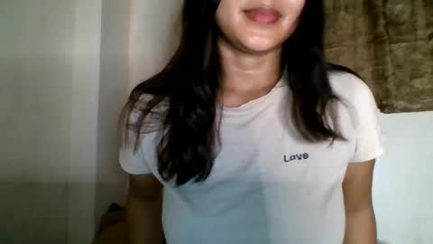 1smile4u online show from July 3, 2026, 2:45 pm