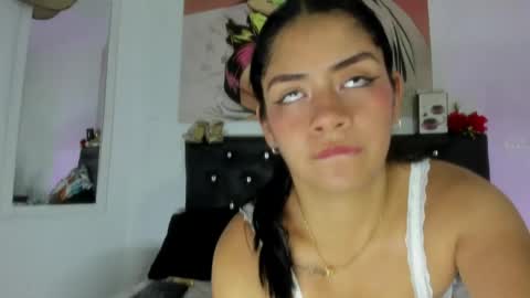 Snapshot of 1sweetvaleria1 chatting on May 26, 2026, 1:01 am 1sweetvaleria1 online show from May 26, 2026, 1:01 am