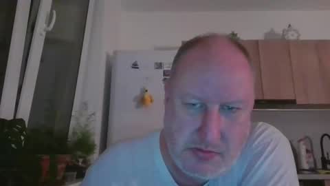 1vaso online show from November 30, 2025, 8:13 pm