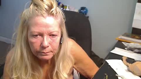 Snapshot of 1xtrahornyone chatting on December 3, 2024, 4:06 pm Susan online show from December 3, 2024, 4:06 pm