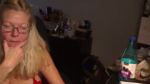 Snapshot of 1xtrahornyone chatting on December 24, 2024, 2:43 am Susan online show from December 24, 2024, 2:43 am