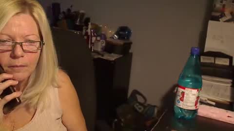 Snapshot of 1xtrahornyone chatting on January 20, 2025, 11:54 pm Susan online show from January 20, 2025, 11:54 pm