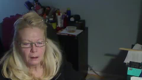 Snapshot of 1xtrahornyone chatting on February 1, 2026, 4:44 am Susan online show from February 1, 2026, 4:44 am