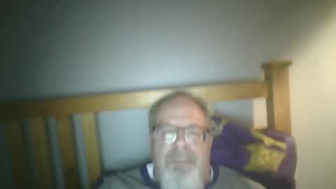 Snapshot of 2003dynawideglide chatting on January 4, 2025, 3:50 am 2003dynawideglide online show from January 4, 2025, 3:50 am