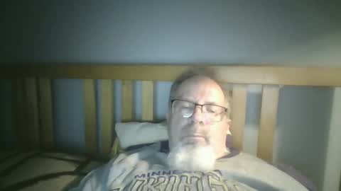Snapshot of 2003dynawideglide chatting on January 12, 2025, 2:24 am 2003dynawideglide online show from January 12, 2025, 2:24 am