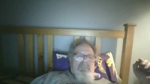 Snapshot of 2003dynawideglide chatting on March 9, 2025, 2:50 am 2003dynawideglide online show from March 9, 2025, 2:50 am