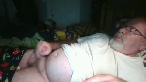 Snapshot of 2003dynawideglide chatting on November 3, 2025, 2:02 am 2003dynawideglide online show from November 3, 2025, 2:02 am