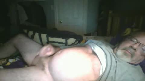 Snapshot of 2003dynawideglide chatting on November 8, 2025, 2:56 am 2003dynawideglide online show from November 8, 2025, 2:56 am