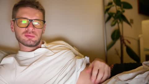 Romano online show from December 4, 2024, 9:35 pm