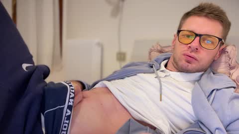 Romano online show from December 9, 2024, 2:39 pm