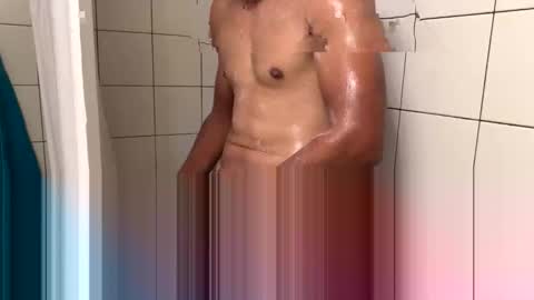 Snapshot of 2025rob chatting on October 21, 2025, 6:52 pm 2025rob online show from October 21, 2025, 6:52 pm