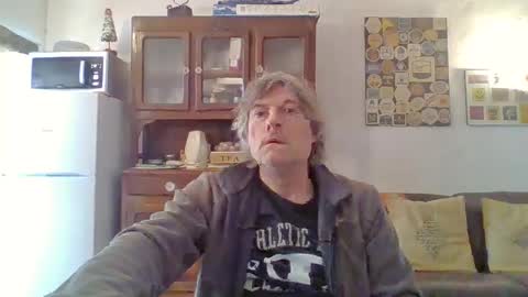 Snapshot of 22esserre chatting on February 3, 2025, 1:19 pm 22esserre online show from February 3, 2025, 1:19 pm
