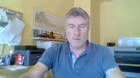 Snapshot of 22esserre chatting on June 17, 2026, 2:07 pm 22esserre online show from June 17, 2026, 2:07 pm